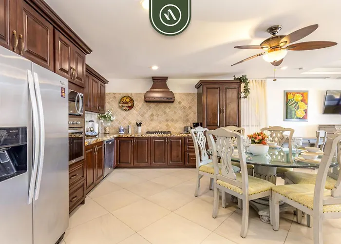 Beautiful House With Ocean View In Cabo Hébergement de vacances Cabo San Lucas